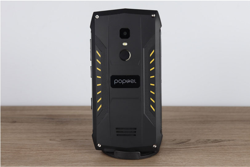 smartphone-Poptel-P8